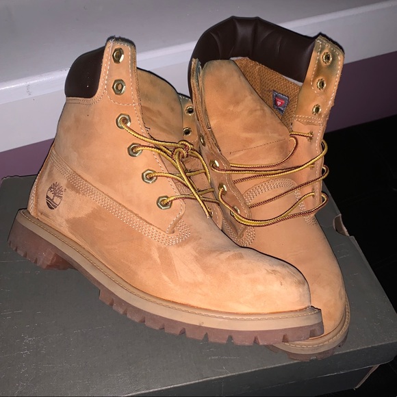 Worn Youth Construction style Timberland size 6.5 - Picture 2 of 6